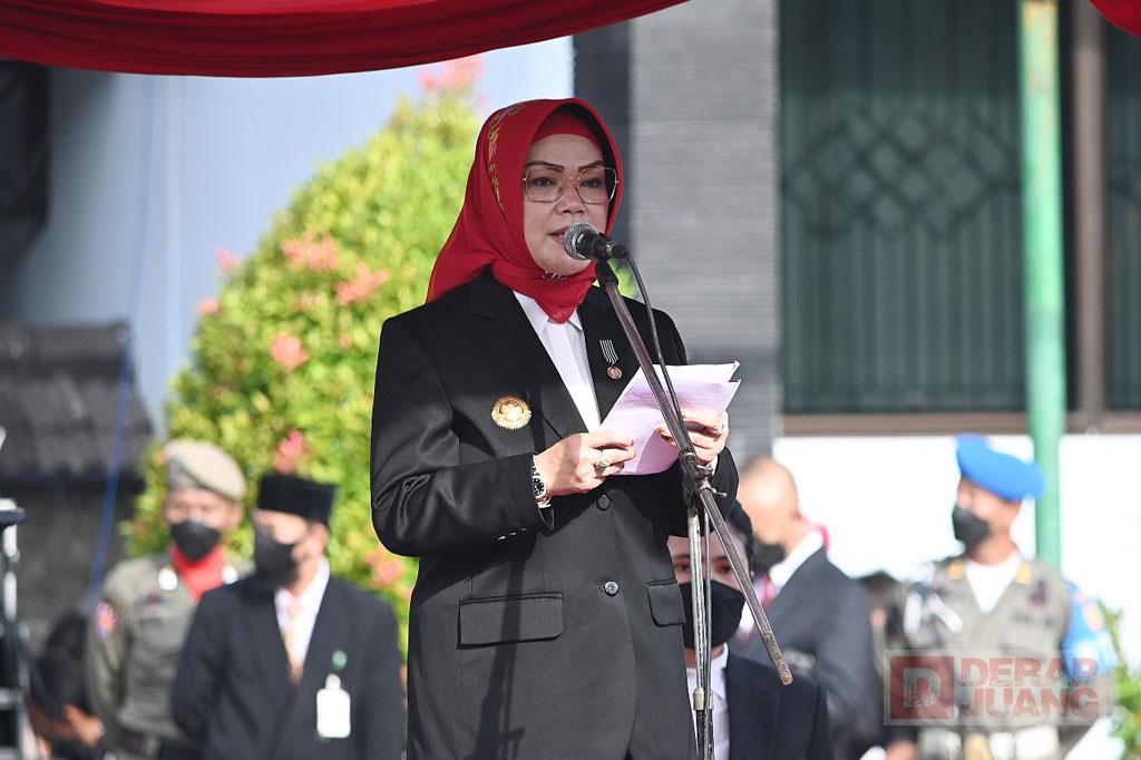 Etik Suryani