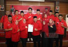 Kembalikan Formulir Bacabup ke DPC Partai, Ribuan Warga Antusias Ikuti Pawai Rober Christanto