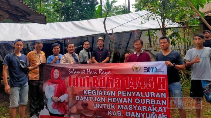 Ketua DPR RI dan Anggota DPD RI Serahkan Bantuan Hewan Qurban kepada Masyarakat Banyumas