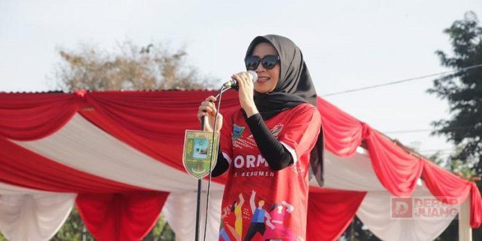 Ristawati Hadiri Senam Bersama Di Alun-Alun Pancasila Ristawati