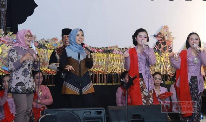 Ristawati Hadiri Merdi Bumi Desa Sidomulyo Merdi Bumi