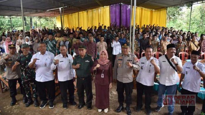 Ristawati Hadiri Peningkatan Kapasitas Tingkat RT Dan RW Se- Kec. Poncowarno Ristawati