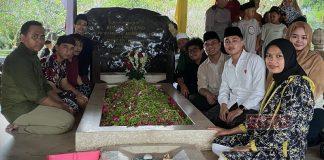 Menepati Janji Hadir di Pusara Sang Proklamator Bung Karno Bung Karno