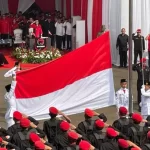 Ibu Megawati Menjadi Pembina Upacara Kemerdekaan di DPP PDI Perjuangan