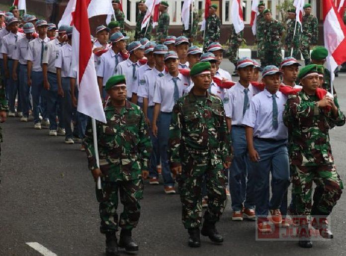 Pelajar Temanggung Kompak Gelar Kirab Bendera Temanggung