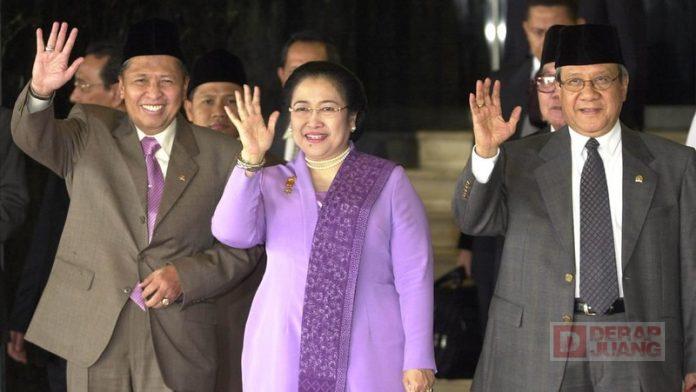 Yura, Pendorong Pembentukan Mahkamah Konstitusi itu Adalah Ibu Mega Yura, Pendorong Pembentukan Mahkamah Konstitusi itu Adalah Ibu Mega