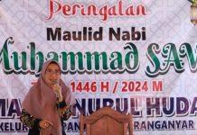 Ristawati Hadiri Peringatan Maulid Nabi di Panjatan Ristawati