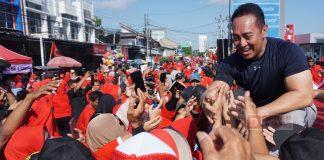 Tiba di Cilacap, Andika-Hendi Ikuti Senam Bareng Ribuan Ibu-ibu Sicita
