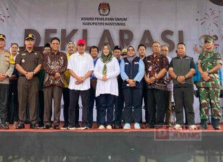 Sadewo-Lintarti ikuti Deklarasi Kampanye Damai yang digelar KPU Banyumas
