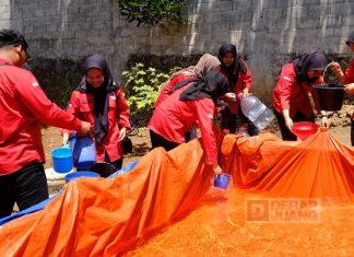 Komunitas Juang Kabupaten Semarang Berikan Bantuan Air Bersih di Dua Desa Terdampak Kekeringan
