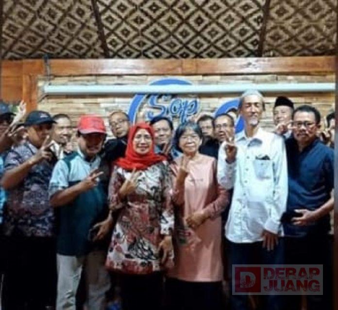 Ristawati Hadiri Deklarasi Forum Pengsiunan PNS Kebumen Siap Dukung Paslon Arif -Rista