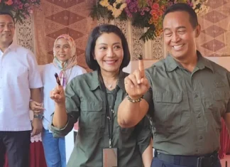 Andika Perkasa Mencoblos di TPS Lempongsari Semarang Andika Perkasa Mencoblos di TPS Lempongsari Semarang