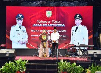 Bupati Sukoharjo Terpilih Etik Suryani menyampaikan sambutan pada acara Doa Bersama setelah dilantik