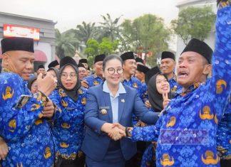 Di Bawah Guyuran Hujan, Wali Kota Semarang Lantik 2.324 PPPK dan 4 Pejabat Fungsional