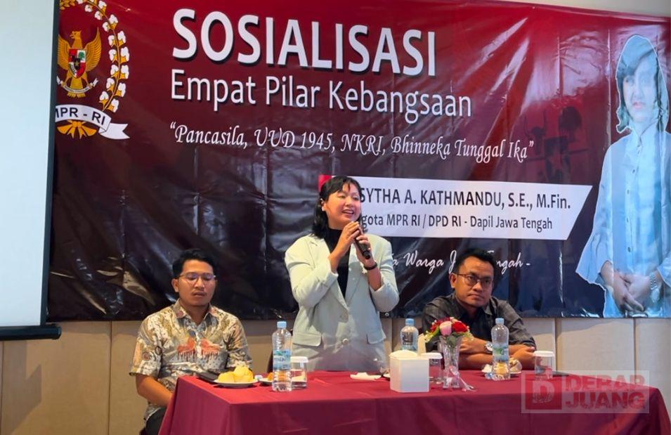 Portlash tasvirlangan kitobdan parcha Portlash tasvirlangan kitobdan parcha