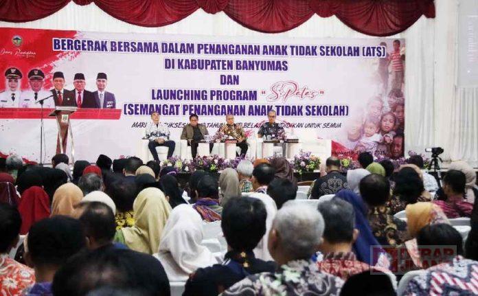 Atasi-Anak-Tidak-Sekolah-Bupati-Sadewo-Luncurkan-Program-Si-Patas