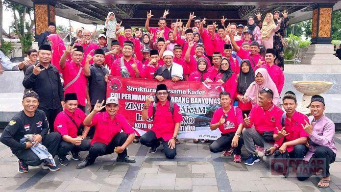 Peringati-Bulan-Bung-Karno-Banteng-Banyumas-Ziarah-ke-Blitar