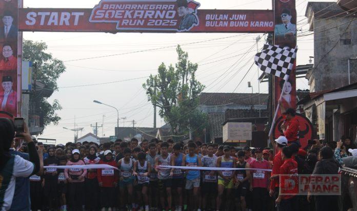 Rayakan Bulan Bung Karno, 2.500 Masyarakat Banjarnegara Ikuti Soekarno Run 2025 PDI Perjuangan Banjarnegara