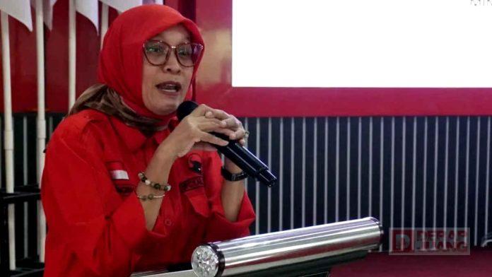 Sarasehan-Hari-Lahir-Pancasila-Estiningrum-Sampaikan-Sejarah-Pancasila-dan-Wawasan-Kebangsaan