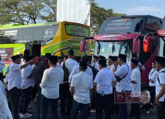 Ribuan Kader PDI Perjuangan Jateng Berdatangan Menuju Ziarah Kebangsaan ke Makam Bung Karno