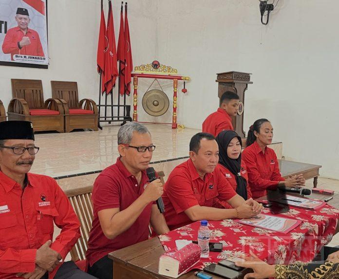 2ED2C81A-A659-4E8B-9CC1-45B014C84A94