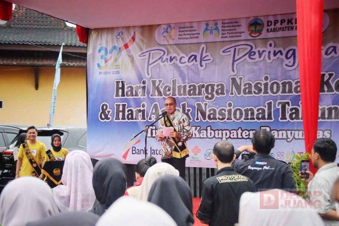 Keluarga-adalah-Kunci-Emas-2045-Bupati-Sadewo-Gaungkan-Semangat-Harganas-dan-Hari-Anak-di-Banyumas
