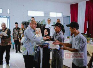 Perkuat Ketahanan Pangan, Sadewo Salurkan Bantuan Beras di Banyumas