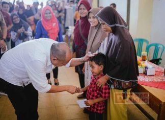 Sadewo Bersama Paguyuban Pasar Sumpiuh Berikan Santunan Yatim dan Dhuafa