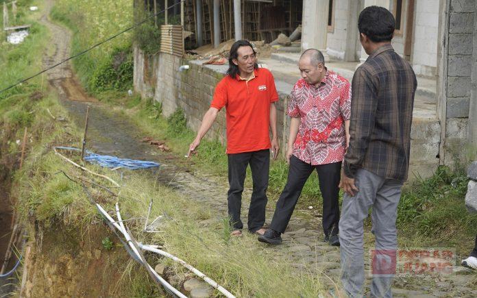 Dorong-Ketahanan-Pangan-di-Campurejo-Sofwan-Tinjau-Pengerjaan-PISEW Sofwan Dedy Ardyanto