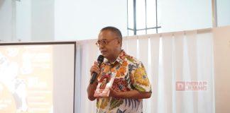 Samuel Wattimena: Merawat Semangat Membaca, Menulis, dan Mengingat KotaSemarang