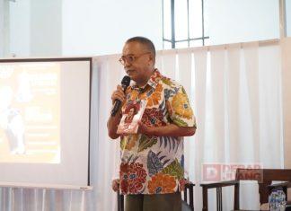 Samuel Wattimena: Merawat Semangat Membaca, Menulis, dan Mengingat KotaSemarang