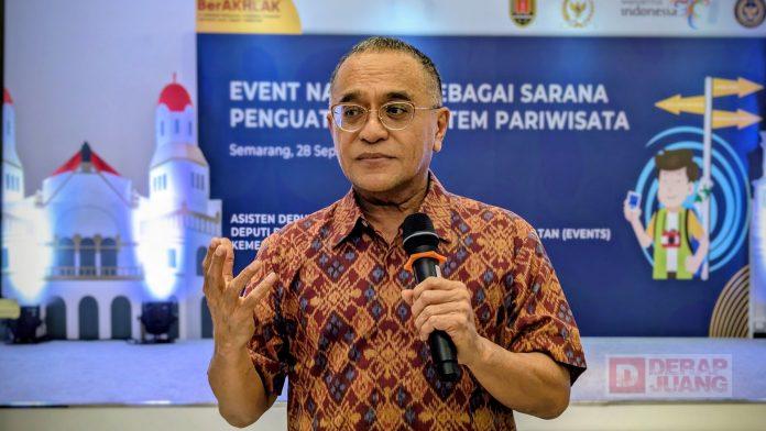 Samuel-JD-Wattimena-Saatnya-Pemuda-Bertindak-untuk-Kemajuan-Bangsa Samuel JD Wattimena