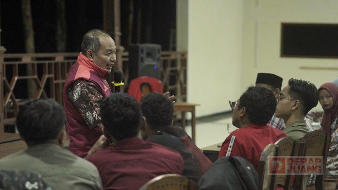 Sosialisasikan-UU-ITE-Sofwan-User-Harus-Bijak-dan-Kritis-2 Sofwan Dedy Ardyanto