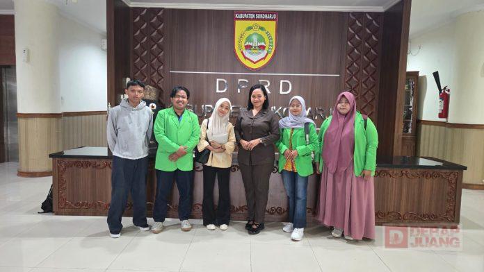 Terima Kunjungan Mahasiswa, Debora Sampaikan Kiat Komunikasi Efektif Kepada Masyarakat