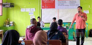 Wahju Djatmika Sosialisasikan PIP Aspirasi Utut Adianto di SMK Darunnajah Banjarmangu