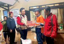 Bersama Andri, Baguna Banyumas Serahkan Bantuan Kepada Warga Terdampak Bencana Tanah Longsor