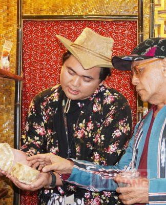 Samuel Wattimena Perjuangkan Wisata Bukit Cinta Jadi ‘Creative Hub’ Samuel Wattimena