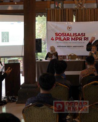 Pemuda dan Politik: Melawan Apatisme, Mengembalikan Makna Politik Sofwan Dedy Ardyanto