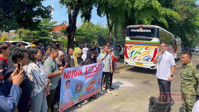 Adisatrya-Lepas-153-Pemudik-Asal-Banyumas-Cilacap-di-TMP-Kalibata1