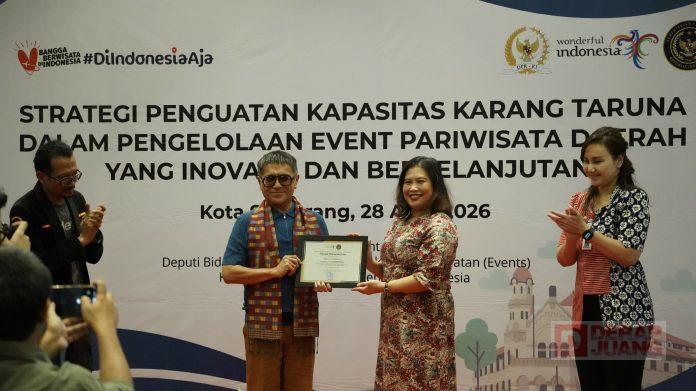 Samuel Wattimena Seminar di Hotel Gets